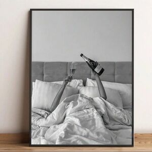 1pc Unframed Black And White Pouring Champagne On Bed Celebrating Canvas Poster